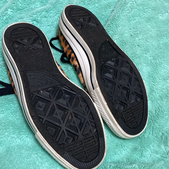 Converse all star Cheetah print shoes - Picture 4 of 5